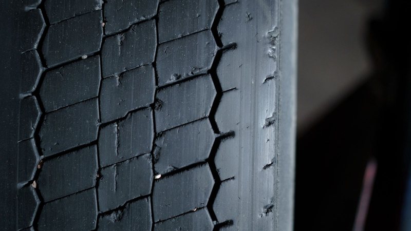 Lastikte düzensiz aşınma neyi anlatır? Rot-balans ve geometri